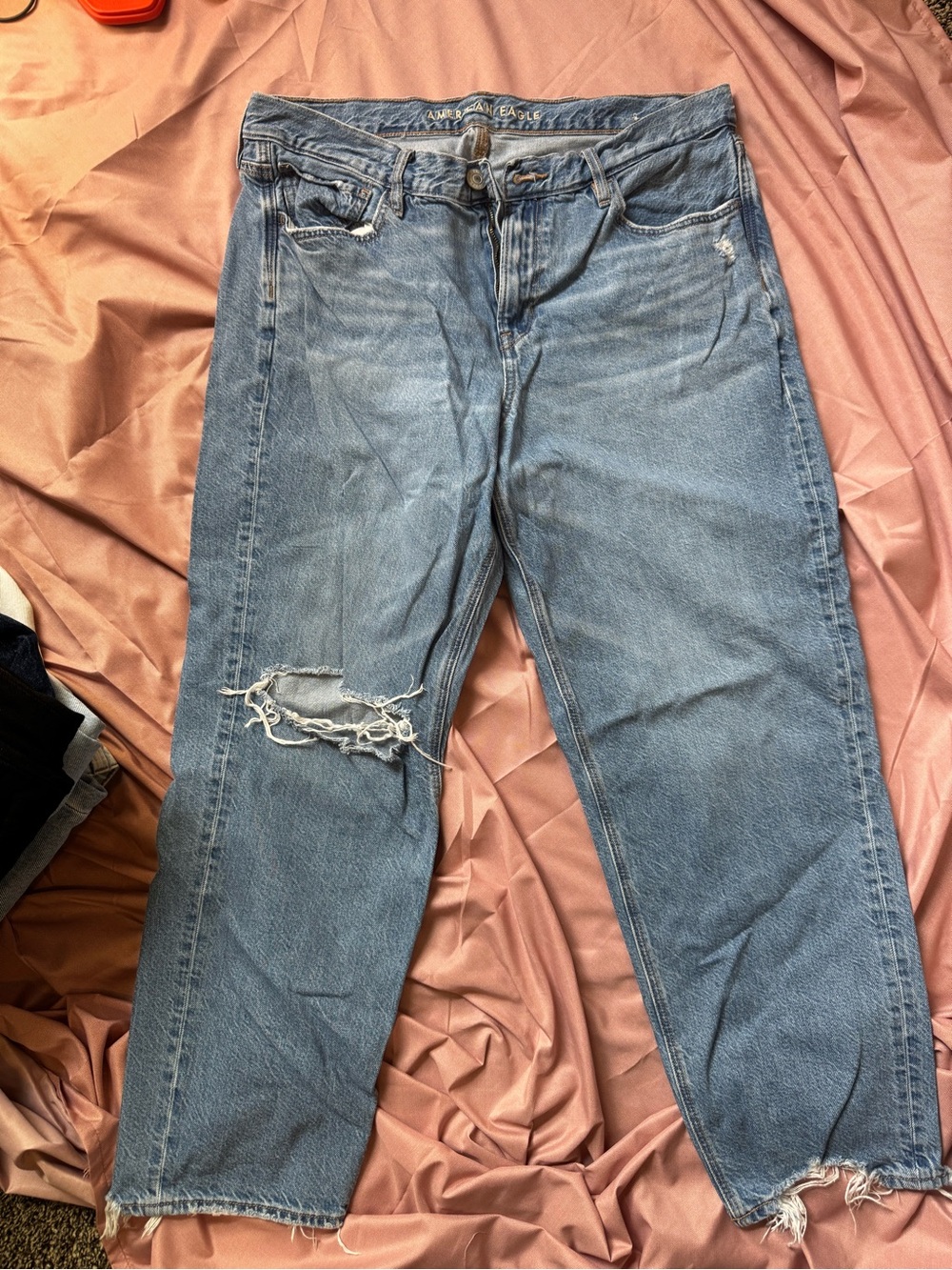 American Eagle Outfitters Light Blue Boyfriend Jeans with Knee Distress